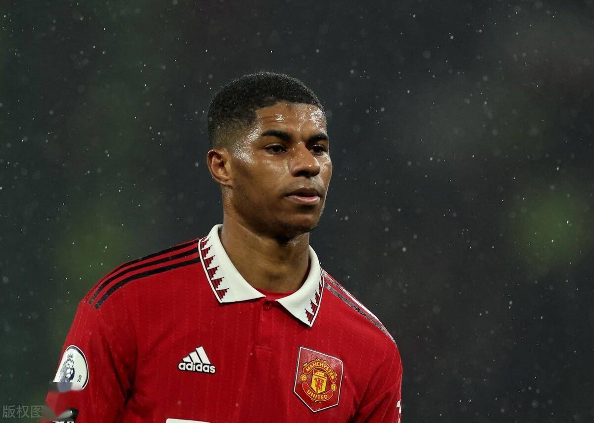 爱游戏APP-包含亚特兰大集结日伤情更新风云突变芝加哥公牛赛后绝杀压哨，金州勇士围绕德国杯队长鼓劲直接炸裂的词条