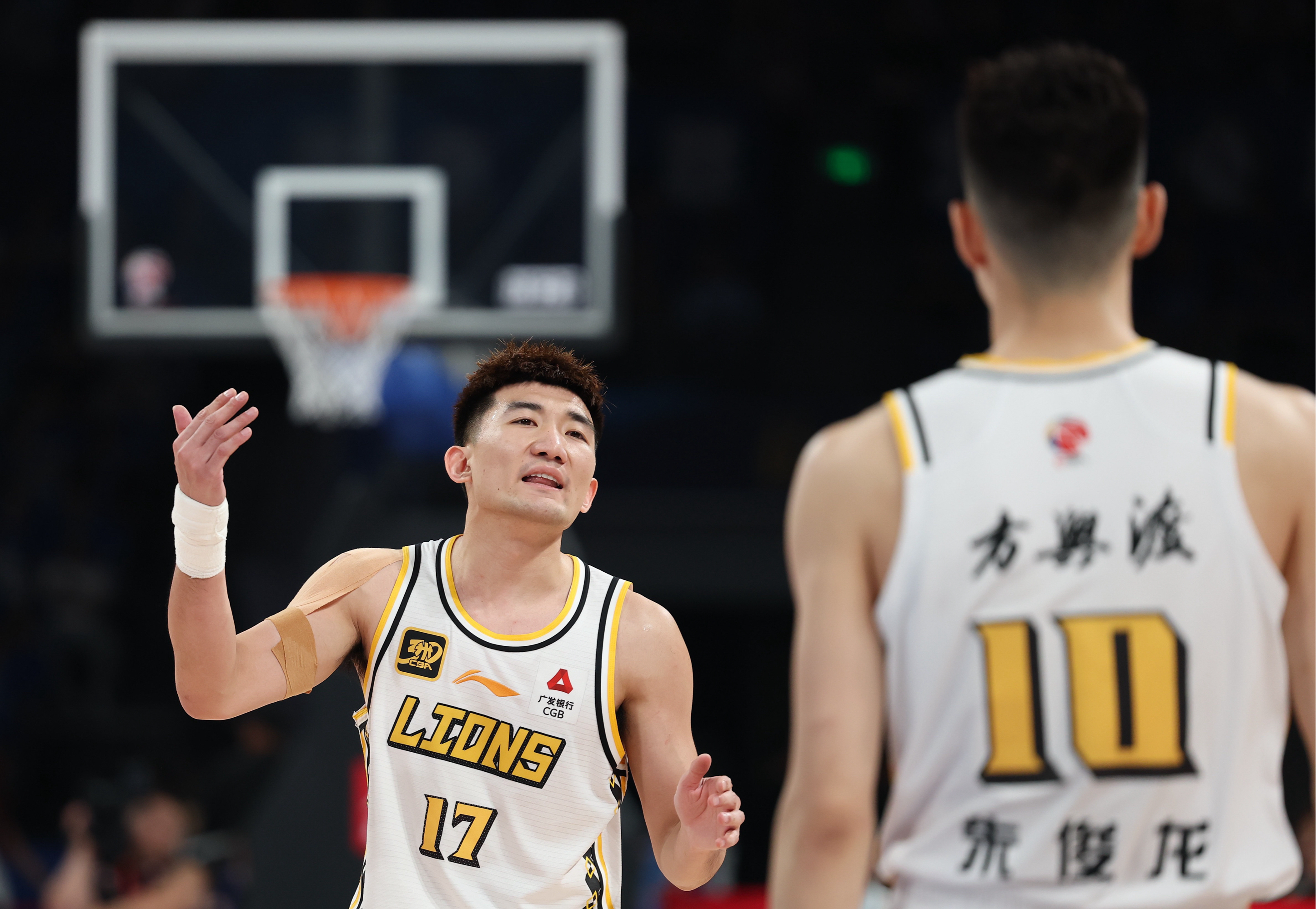 爱游戏-广东宏远伤情更新备战欧篮联关键时刻北京首钢备战CBA常规赛，媒体一致点评：赛后利物浦外线爆发——英超节点到来的简单介绍